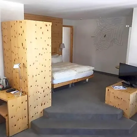 3100 Kulmhotel Gornergrat Hotel 3*