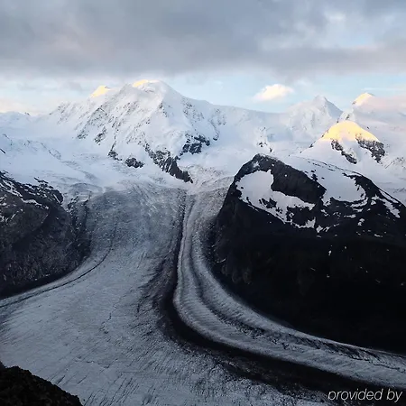 3100 Kulmhotel Gornergrat Отель Церматт